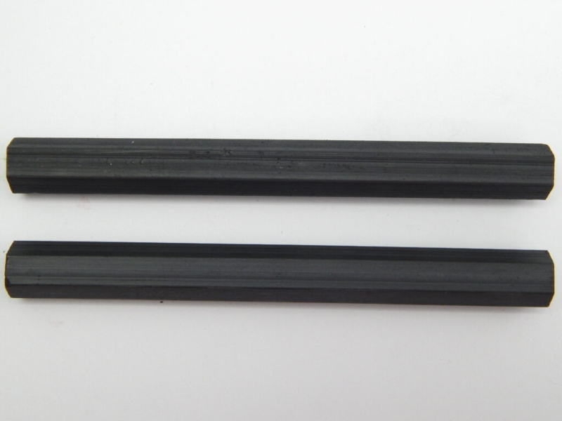 Křída lesnická, 12 kusů, černá