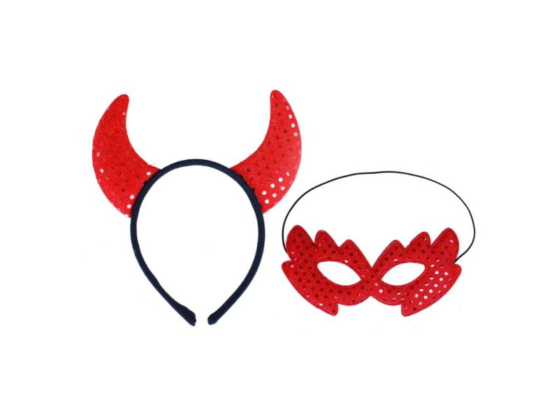 Rohy čerta s polomaskou