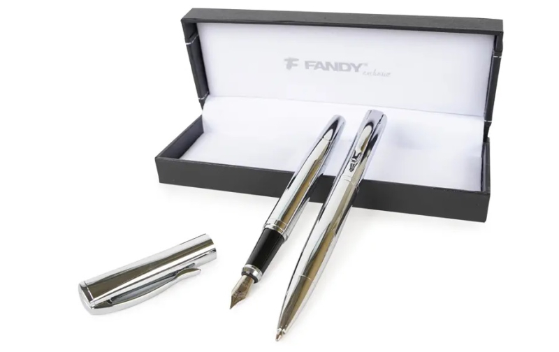 Psací souprava, kuličková tužka, plnicí pero, Delta, stříbrná