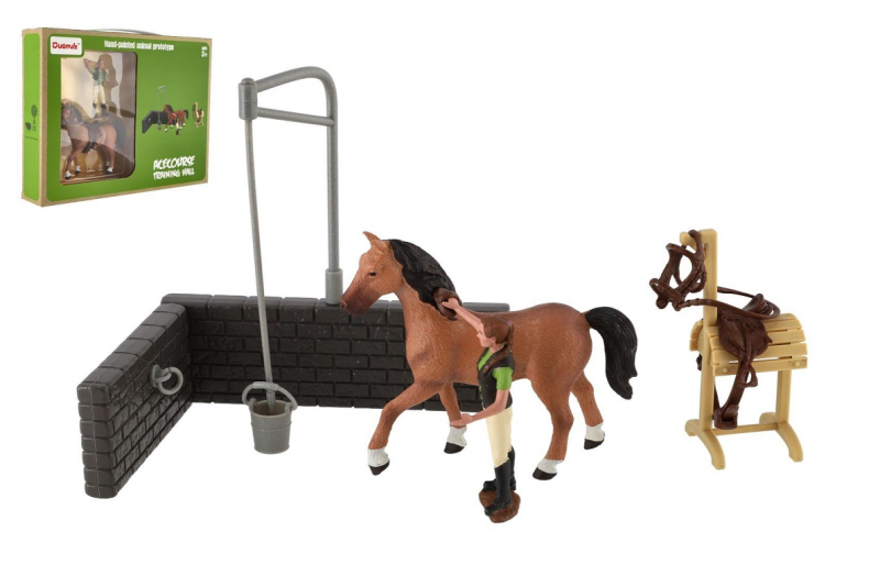 Farma sada, kůň s doplňky