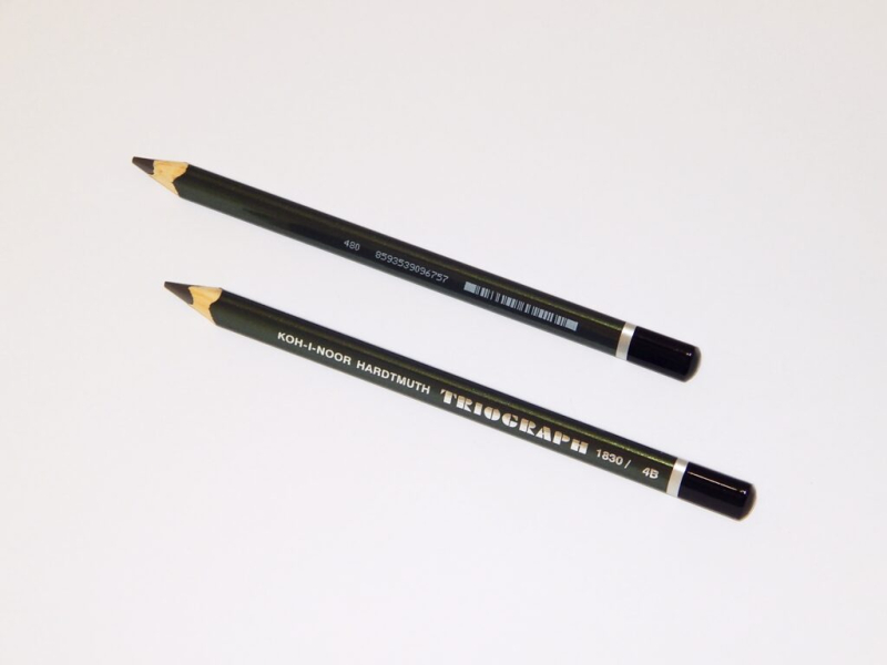 Tužka, gragitová, silná, trojhranná, 4B